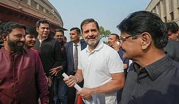 काँग्रेसची 'भ्रष्टाचाराची दुकाने' बंद करावीत
कडक कारवाई सुरू -किरेन रिजिजू