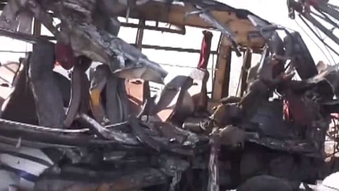 बस अपघातात 12 जणांचा मृत्यू