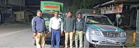 बिबट्याचा थांगपत्ता लागत नसल्याने वन कर्मचारी झाले बेचैन