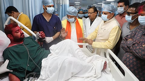 उज्जैनच्या महाकाळ मंदिराच्या गर्भगृहात आग; पुजाऱ्यासह १४ जण भाजले