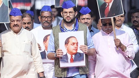 मुंबई केंद्रशासित प्रदेश करा! कर्नाटकमधील काँग्रेस आमदाराची मागणी; आदित्य ठाकरे संतप्त