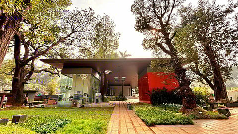 बाळासाहेबांच्या स्मारकाचा पहिला टप्पा पूर्ण; दुसऱ्या टप्प्यातील कामांसाठी कंत्राटदाराची नेमणूक लवकरच