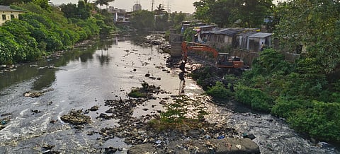 नद्यांचे प्रदूषण; टँकर बंदी; ५ जानेवारीपासून अंबरनाथ, बदलापूर व डोंबिवली क्षेत्रात अंमलबजावणी 