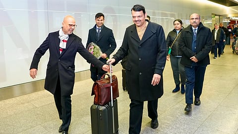 मुख्यमंत्री फडणवीस दावोसला दाखल; मराठमोळ्या पद्धतीने जोरदार स्वागत