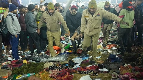 Stampede At Maha Kumbh : कुंभमेळ्यात मोठी दुर्घटना; संगम तीरावर चेंगराचेंगरी, अनेक भाविकांचा मृत्यू झाल्याची शक्यता