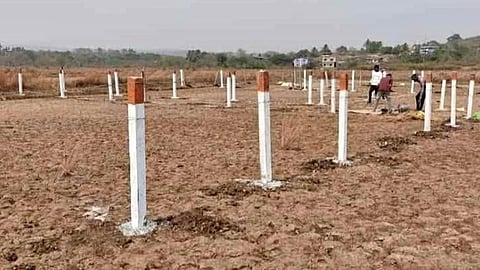 उद्योगांसाठी ‘एनए’ परवानगीची अट रद्द; राज्य सरकार जमीन महसूल संहितेमध्ये सुधारणा करणार