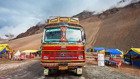 ट्रकचालकांनाही आता ८ तासांचीच ड्युटी; केंद्र सरकार तयार करतेय नवीन धोरण