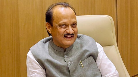 मनातील ओठावर, नंतर पुन्हा पोटात; ‘मुख्यमंत्री’ शब्दावरून अजित पवारांचे घूमजाव 