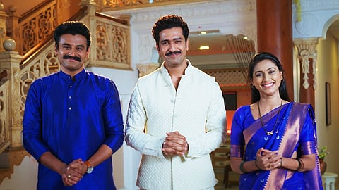 'छावा'च्या निमित्ताने विक्की कौशलची 'घरोघरी मातीच्या चुली'च्या सेटवर हजेरी; जानकी-ऋषिकेशला दिला कानमंत्र!