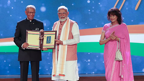 मोदींना मॉरिशसचा सर्वोच्च नागरी सन्मान प्रदान
