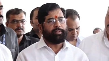 शिंदे सेनेचे पंख कापले; ५०० कोटींवरील पायाभूत प्रकल्पांना राज्य सरकारची मंजुरी अनिवार्य