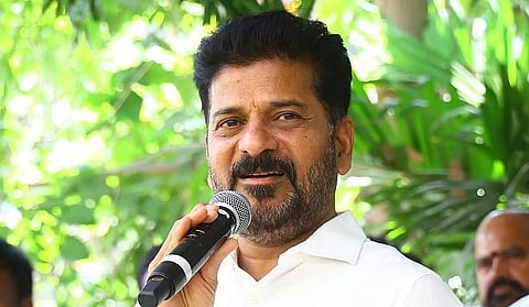 मुख्यमंत्री रेवंत रेड्डी 