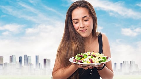 Summer Diet : उन्हाळ्यात 'या' पदार्थांचा आहारात करा समावेश; शरीर राहील ताजेतवाने