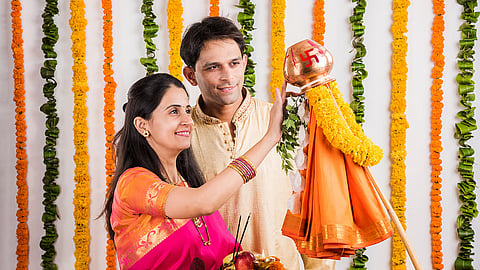 Gudi Padwa 2025 : हिंदू नववर्षाचे स्वागत गुढी उभारून का करतात? काय आहे महत्त्व?