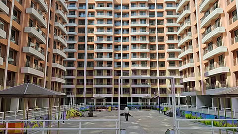 पत्राचाळ प्रकल्पातील सदनिकांची आज सोडत; इमारतीचे प्लास्टर कोसळल्याचा आरोप