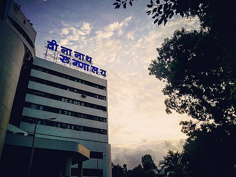 आरोग्याचा बाजार मांडलाय!