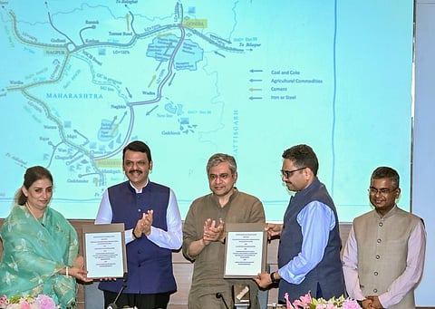 मुंबईकरांना मिळणार २३८ एसी लोकल; रेल्वेमंत्री अश्विनी वैष्णव यांनी दिली माहिती