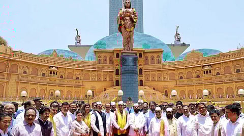 विकसित महाराष्ट्राचा रोड मॅप! महायुतीच्या कामाचा दुसरा टप्पा १५० दिवसांचा; उत्कृष्ट कामगिरी करणाऱ्या विभागाचा सत्कार होणार