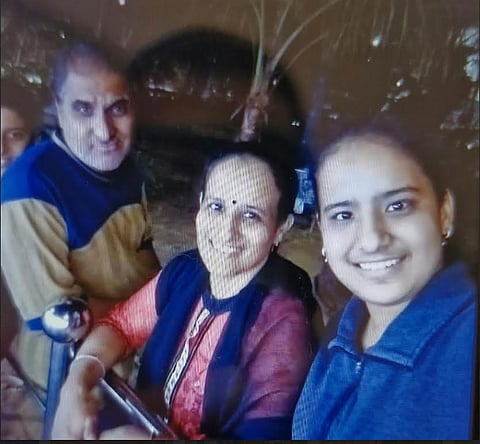 व्हिडीओमध्ये मांडले अंतर्मन अन् नंतर उचलले टोकाचे पाऊल! उल्हासनगरात पत्नी-मुलीची हत्या करून स्वतःही केली आत्महत्या 