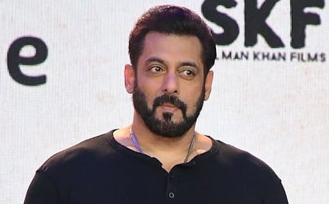 सलमान खानच्या घरात घुसखोरी करणाऱ्यांना अटक