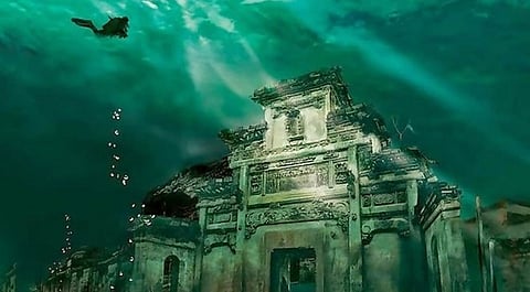 संस्कृती घडवणारे, संपवणारे पर्यावरण 