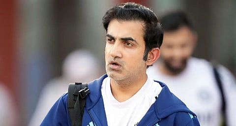 गौतम गंभीर मायदेशी परतले; आईला हृदयविकाराचा झटका?  