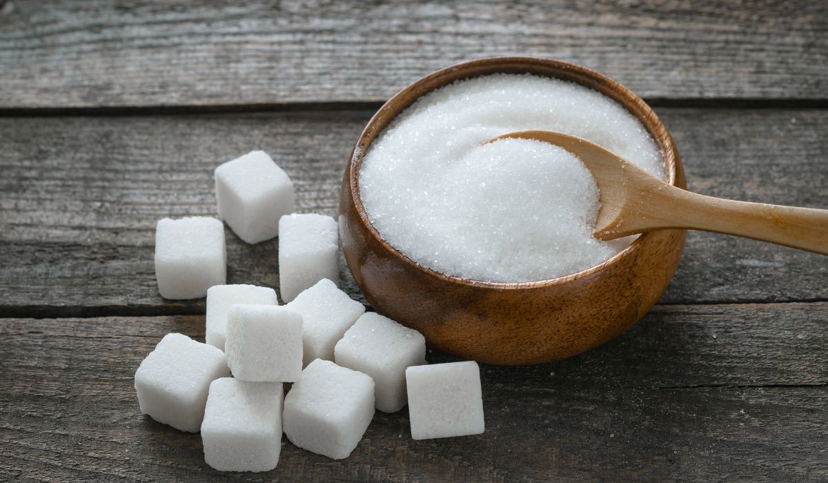 साखर चवीला गोड; पण आरोग्याला कडू! साखर सोडल्यावर शरीरात ९० दिवसांत काय बदल होतो? 
