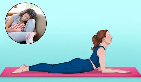 पीरियड्स दरम्यान होणाऱ्या वेदनेपासून मुक्ती हवी आहे? ही योगासने देतील आराम!