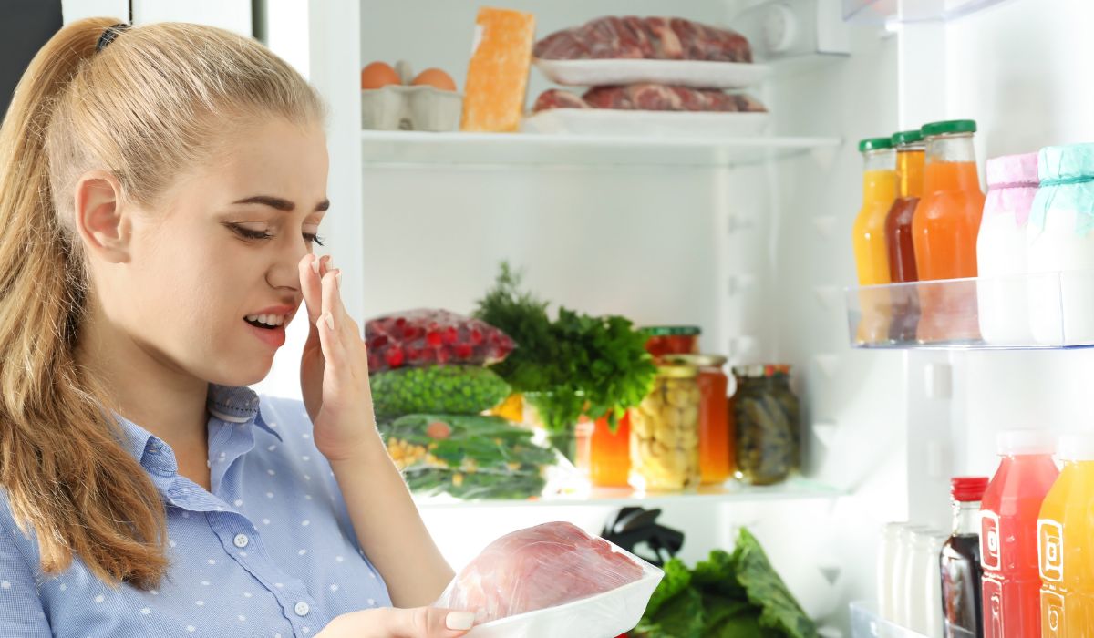 शिळे अन्न देतंय गंभीर आजाराला आमंत्रण; जाणून घ्या दुष्परिणाम 