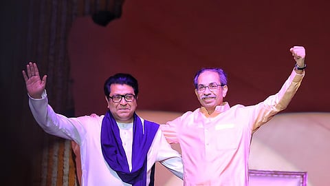 आवाज मराठीचाच! उद्धव-राज ठाकरे तब्बल २० वर्षांनंतर एकाच मंचावर; राज्यभरातील मराठी माणसांमध्ये आनंदाचे वातावरण