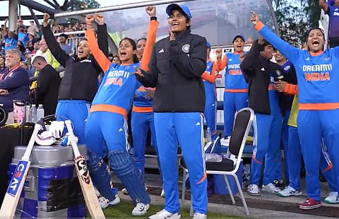 व्हिडिओवरून घेतलेला स्क्रीनशॉट