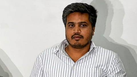 रोहित पवारांविरोधात ‘एफआयआर’ दाखल; सरकारी कामकाजात अडथळा, पोलिसांशी गैरवर्तनाचा आरोप