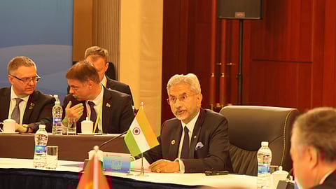 दहशतवादाविरोधात कठोर भूमिका घेणे गरजेचे; SCO च्या बैठकीत परराष्ट्र मंत्री एस. जयशंकर यांचे ठाम प्रतिपादन