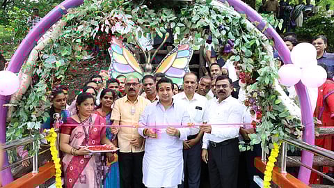 नापणे धबधब्यावर राज्यातील पहिला ‘काचेचा पूल’; सिंधुदुर्ग पर्यटनाला चालना देणारा महत्त्वाचा टप्पा