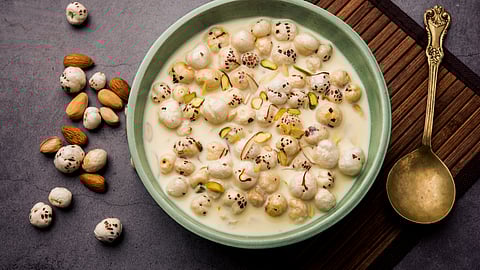 Sawan Somwar Recipe: श्रावणी सोमवारचा उपवास करताय? मग ही मखाना मलाई खीर नक्की करून बघा!