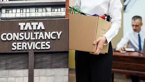 TCS चा मोठा निर्णय; १२ हजार कर्मचाऱ्यांची कपात करणार
