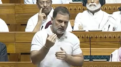 काँग्रेसचा शरणागतीचा इतिहास कसा विसरता!