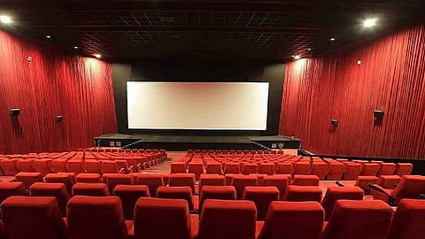 ऑनलाइन आणि ऑफलाइन तिकीट बुकिंगमध्ये फरक नाही; मनोरंजन शुल्क कायद्यातील सातवी तरतूद न्यायालयाकडून वैध