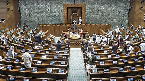 पंतप्रधान, मुख्यमंत्री, मंत्र्यांना ३० दिवस अटकेत राहिल्यास पद सोडावे लागणार; गृहमंत्र्यांनी मांडले घटनादुरुस्ती विधेयक, विरोधकांचा गोंधळ 