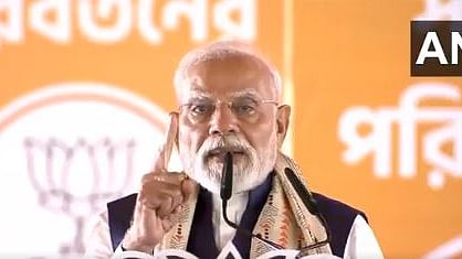 गुन्हेगार जेलमध्ये असायला हवेत, सत्तेत नाही; पंतप्रधान नरेंद्र मोदींचा इशारा