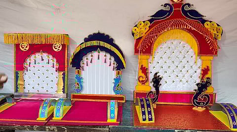 गणेशोत्सवात इको फ्रेंडली सजावटीचा ट्रेंड; कापडी पडदे, मखरला ग्राहकांची पसंती