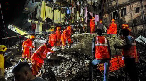 विरार इमारत दुर्घटनेतील मृतांचा आकडा १७ वर