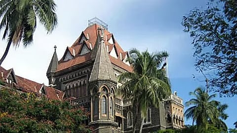 SRA च्या घरातील बेकायदा बदल नियमित करता येणार नाही; उच्च न्यायालयाचा महत्त्वपूर्ण निर्णय