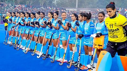 Asia Cup Hockey 2025 : भारतीय महिला हॉकी संघ अंतिम फेरीत; जेतेपदासाठी आज चीनशी भिडणार