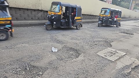 मेट्रो कामामुळे मुख्य रस्त्यांची दयनीय अवस्था; मीरा-भाईंदरच्या खड्ड्यांविरुद्ध उच्च न्यायालयात जनहित याचिका