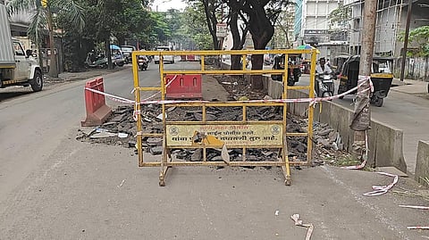 उल्हासनगरमध्ये डांबरीकरण केलेले रस्ते पुन्हा खोदले; समन्वयाच्या अभावामुळे खोदकाम केल्याचा आरोप