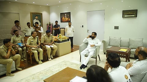 Thane : जड वाहनांना रात्री १२ नंतरच घोडबंदर रोडवर प्रवेश; उपमुख्यमंत्री एकनाथ शिंदे यांचा आदेश