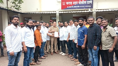 Karad News : व्यावसायिक दांडिया-गरब्यामुळे पारंपरिक उत्सवाचे पावित्र्य कलंकित; सकल हिंदू समाज आक्रमक; आयोजनावर बंदीची मागणी