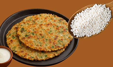 Navratri 2025 : नवरात्री उपवासाची नवी चव; कुरकुरीत आणि पौष्टिक साबुदाणा पराठा