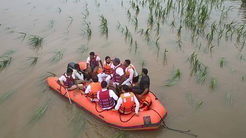 शेतकऱ्यांच्या मदतीसाठी लवकरच योजना; महसूलमंत्री चंद्रशेखर बावनकुळे यांची घोषणा; उद्योजक, संस्थांनी CSR निधी देण्याचे आवाहन